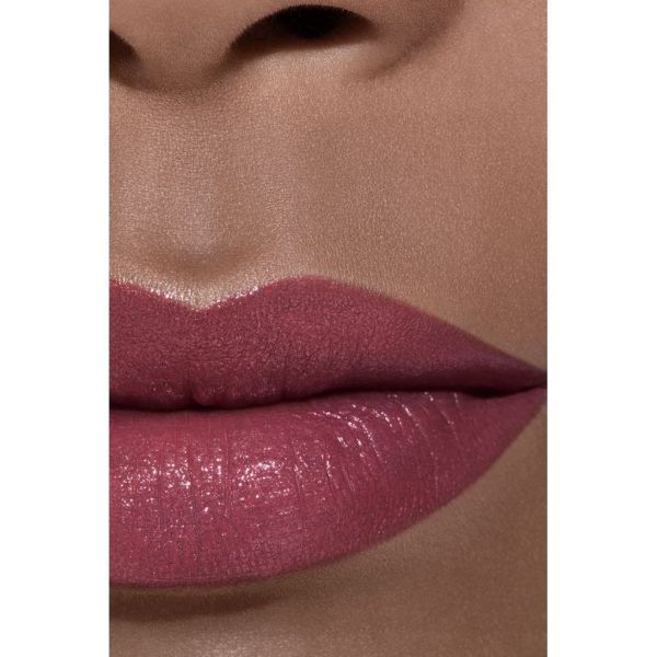 CHANEL Rouge Coco Mitrinoša lūpu krāsa