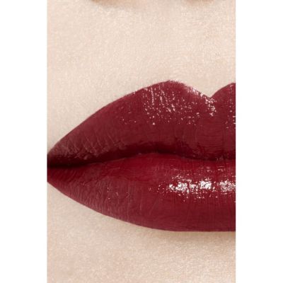 CHANEL Rouge Allure Laque Īpaši noturīga, spīdīga šķidra lūpu krāsa