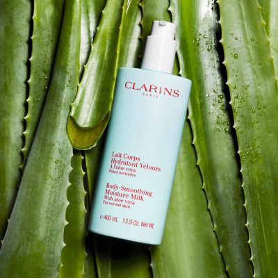 CLARINS Body-Smoothing Moisture Milk Mitrinošs ķermeņa pieniņš