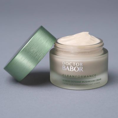 BABOR Doctor Babor Cleanformance Stress Defense Mushroom Cream Mitrinošs krēms jutīgai ādai