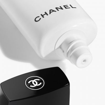 CHANEL Hydra Beauty Masque De Nuit Au Camélia Mitrinoša sejas maska