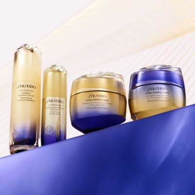 SHISEIDO UPLIFTING AND FIRMING ADVANCED CREAM ENRICHED Pretgrumbu sejas krēms
