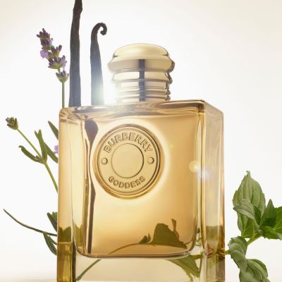 BURBERRY Goddess Intense Parfimērijas ūdens