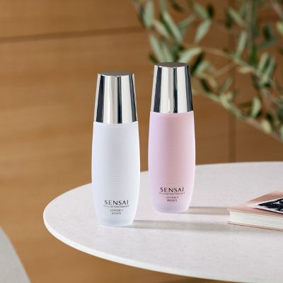 SENSAI Cellular Performance Lotion II Mitrinošs sejas losjons normālai un sausai ādai