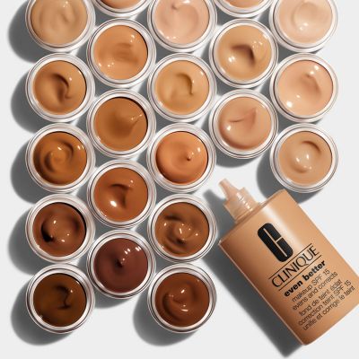 CLINIQUE Even Better Makeup SPF 15 Tonālais krēms