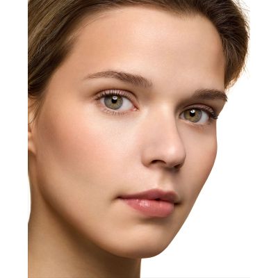 GUERLAIN Terracotta   Light Sun _ kissesd dabisks veselīga mirdzuma pūderis  - 96% dabīgi iegūtas sastāvdaļas