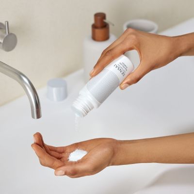 SENSAI Silky Purifying Silk Peeling Powder Sejas skrubis