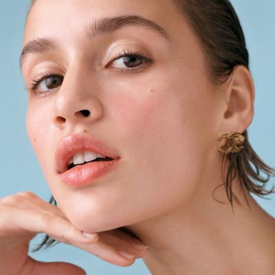 CHANEL Hydra Beauty Essence Mist Izsmidzināms, mitrinošs līdzeklis sejas ādai