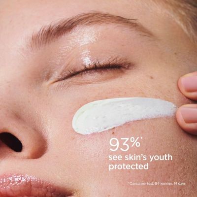 CLARINS Youth Sun Care Cream SPF 50+ Saules aizsargkrēms sejai