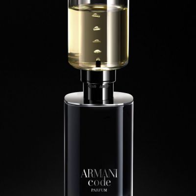 GIORGIO ARMANI Code Le Parfum Parfimērijas ūdens (uzpildāms)