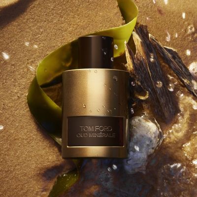TOM FORD Oud Minérale Izsmidzināms parfimērijas ūdens