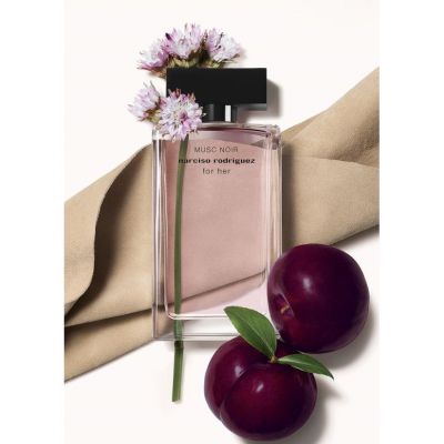 NARCISO RODRIGUEZ Musc Noir  Izsmidzināms parfimērijas ūdens