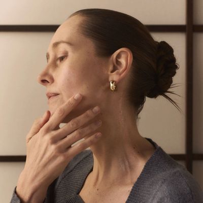 SENSAI Total Form Expert Cream Pretgrumbu sejas krēms