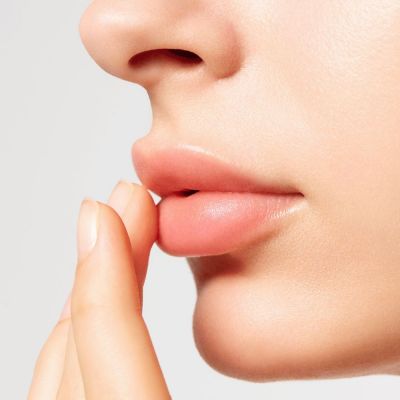 SENSAI Total Lip Treatment Lūpu krēms