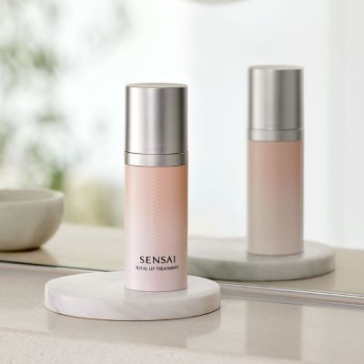 SENSAI Total Lip Treatment Lūpu krēms
