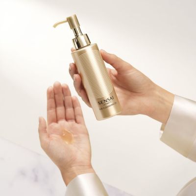 SENSAI Sensai Ultimate Cleansing Oil Attīroša eļļa