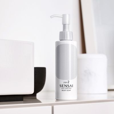 SENSAI Silky Purifying Milky Soap Attīrošas ziepes