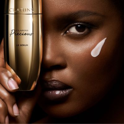 CLARINS Precious Le Serum Sejas serums