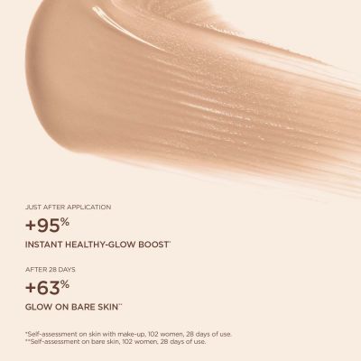 CLARINS Skin Illusion Tinted Moisturizer Sejas krēms ar toni