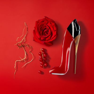 CAROLINA HERRERA Very Good Girl Izsmidzināms parfimērijas ūdens