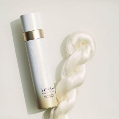 SENSAI Absolute Silk Micro Mousse Treatment Mitrinošs losjons-putas