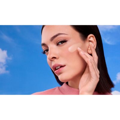 PUPA WONDER ME DEFENDER SPF 50 Gaismu atstarojošs tonālais krēms