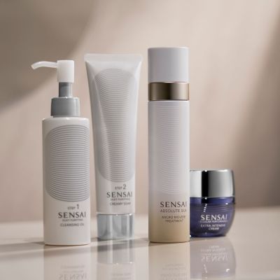 SENSAI Absolute Silk Micro Mousse Treatment Mitrinošs losjons-putas