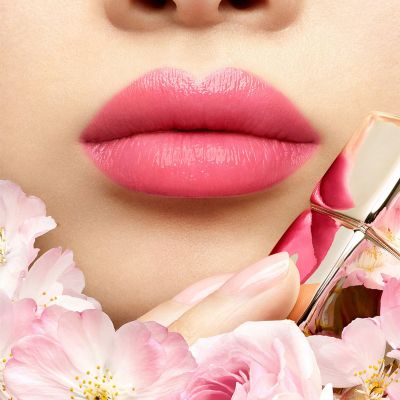 GUERLAIN KissKiss Bee Glow 98% dabīgas izcelsmes medus balzāms ar toni