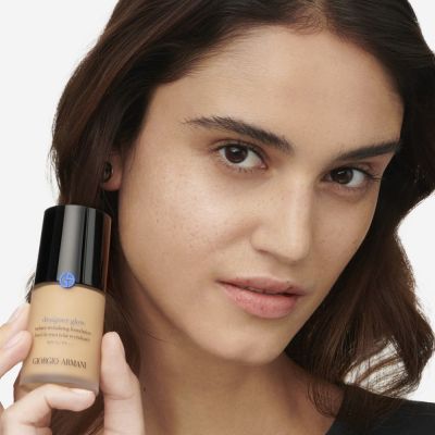 GIORGIO ARMANI BEAUTY Designer Glow Tonālais krēms