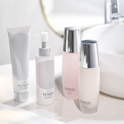 SENSAI Silky Purifying Creamy Soap Attīrošas ziepes