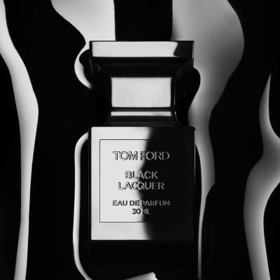 TOM FORD BLACK LAQUER Izsmidzināms parfimērijas ūdens