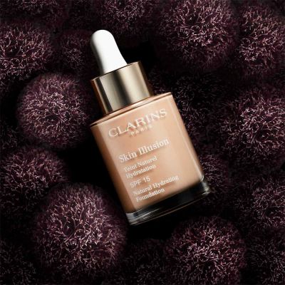 CLARINS Skin Illusion Tonālais krēms