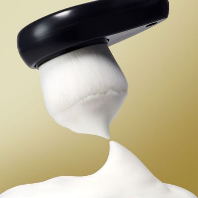 SENSAI Sensai Ultimate The Milky Soap Attīrošas ziepes