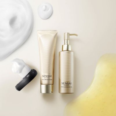 SENSAI Sensai Ultimate The Milky Soap Attīrošas ziepes